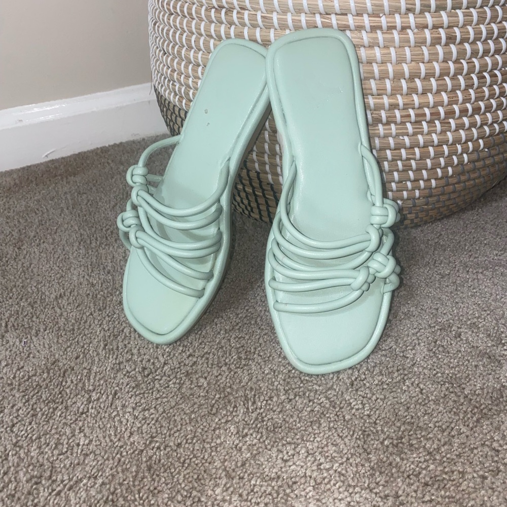 Report sandals  mint green 6
